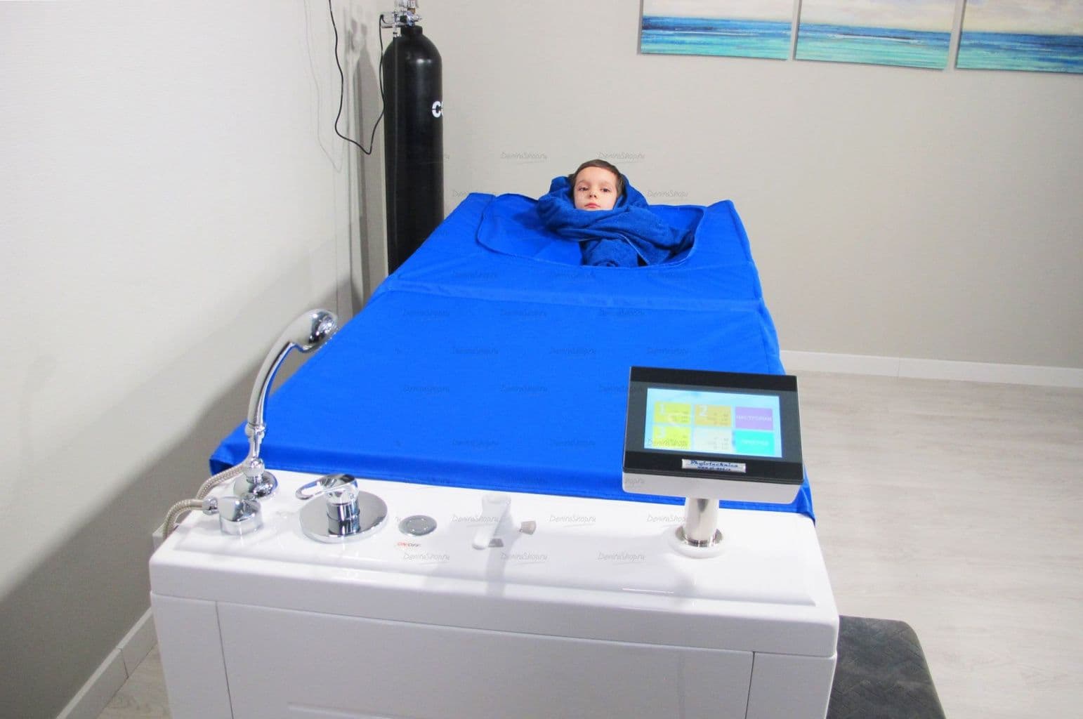 Пароуглекислая ванна «Оккервиль Комби» (с дверцей)  Physiotechnica 
