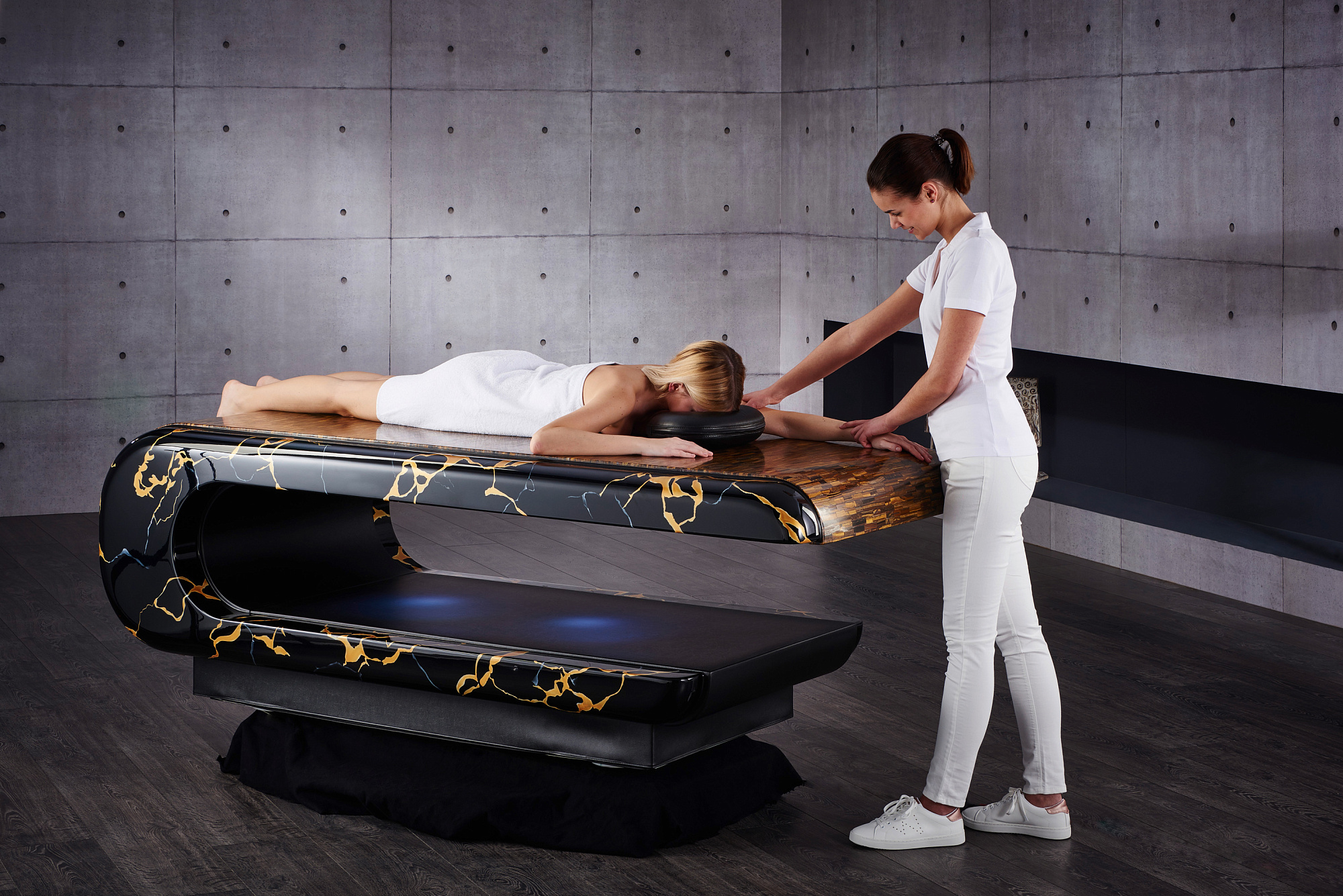 Массажный стол SQUARE WET MASSAGE TABLE  купить картинки