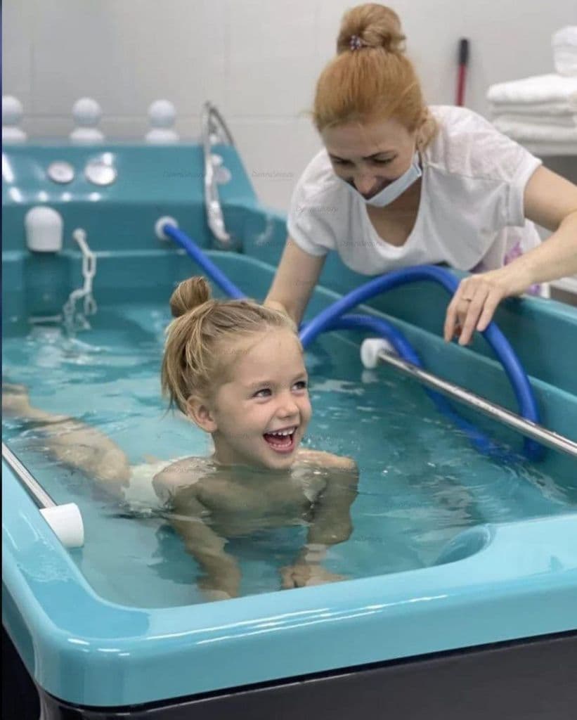 Ванна водолечебная «Гольфстрим» для подводного душ-массажа  Physiotechnica 