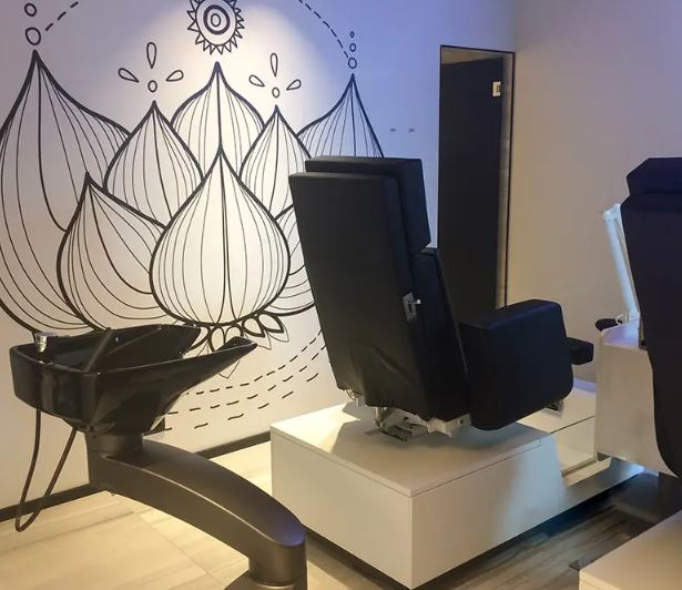 Многофункциональное педикюрное кресло Gharieni PediSpa Square фото и картинка купить в Москве 