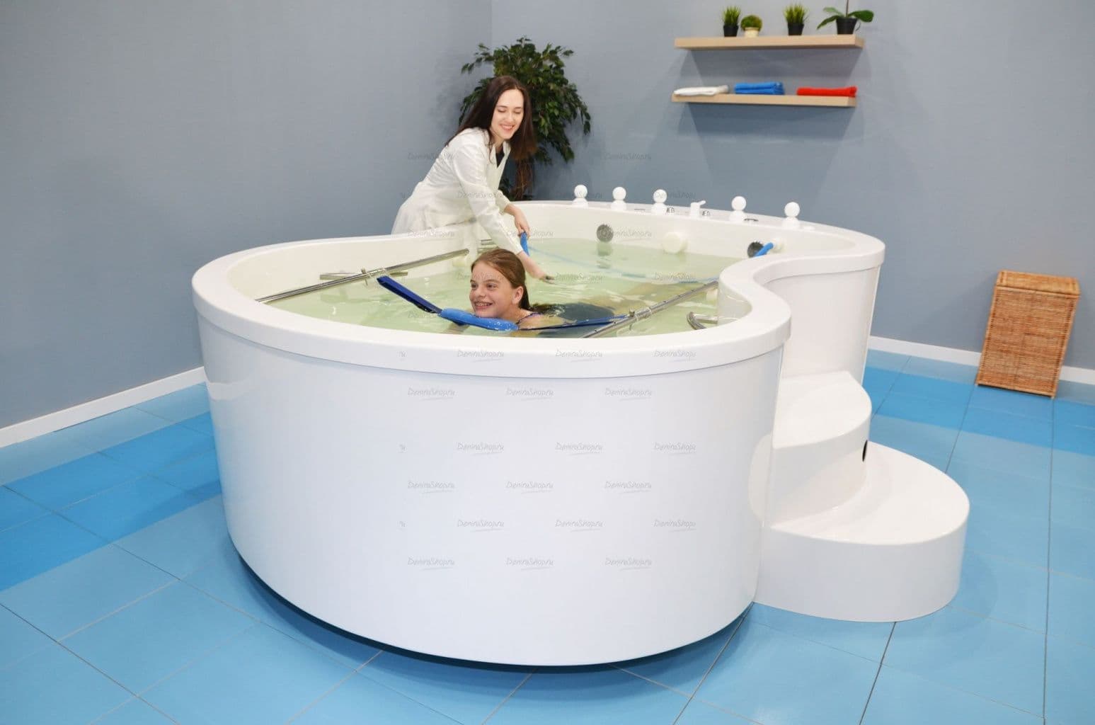 Ванна водолечебная «Хаббарда» для подводного душ-массажа  Physiotechnica 
