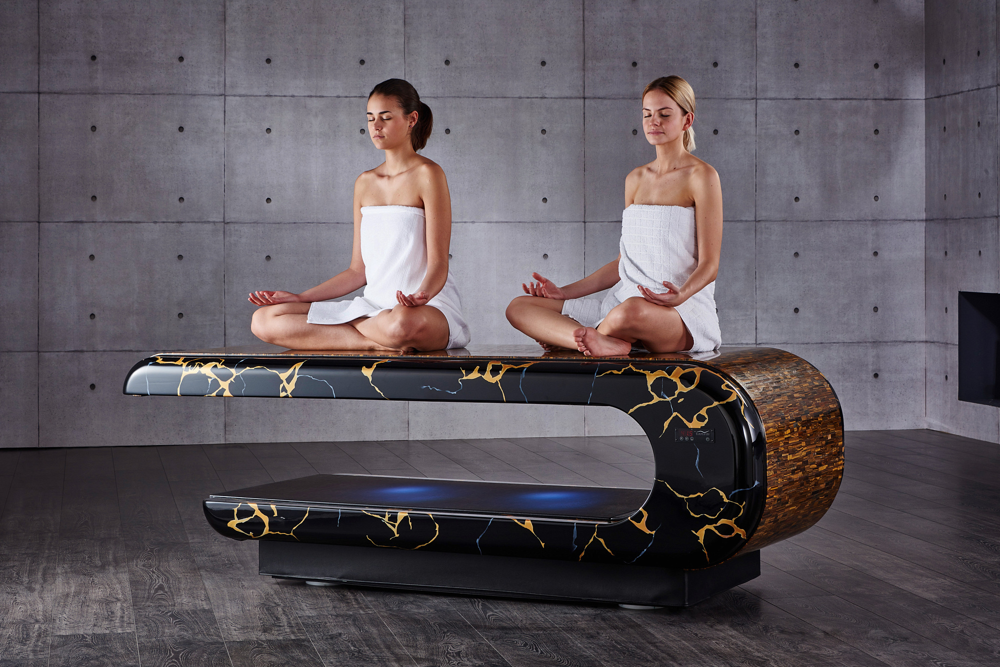 Массажный стол SQUARE WET MASSAGE TABLE  купить картинки